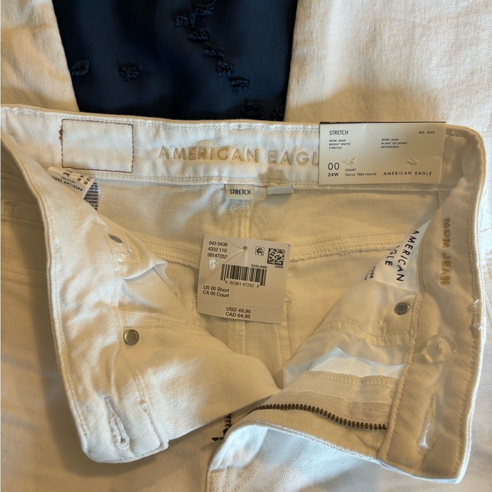 American Eagle Outfitters Women's White Straight Leg Jeans